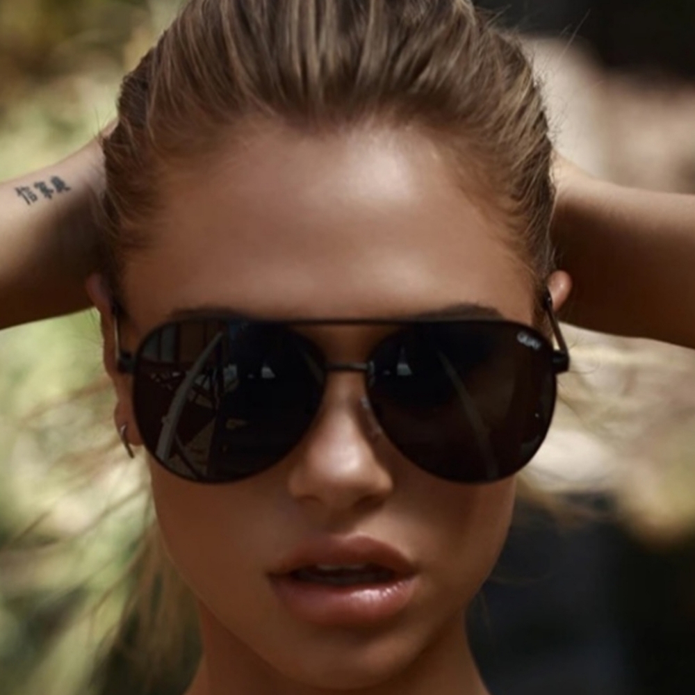 Quay australia vivienne lens cat.3 sunglasses.